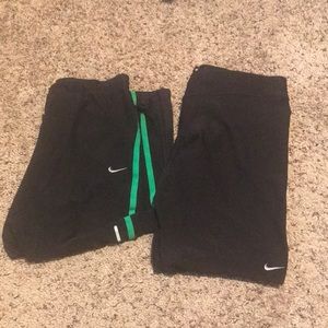 Nike capri